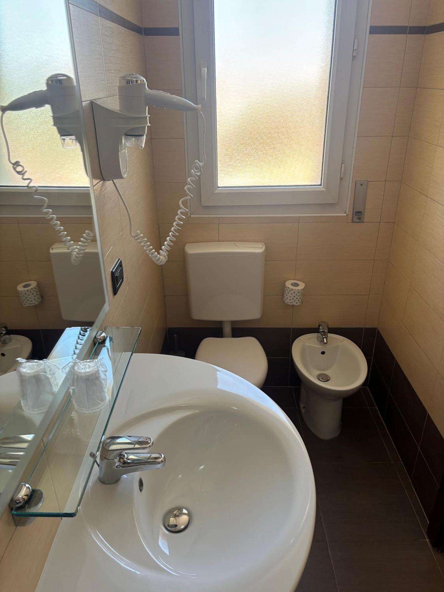 Hotel Fiera Wellness & Spa Bologna Esterno foto